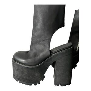 UNIF Black Platform boots with Chunky Heel